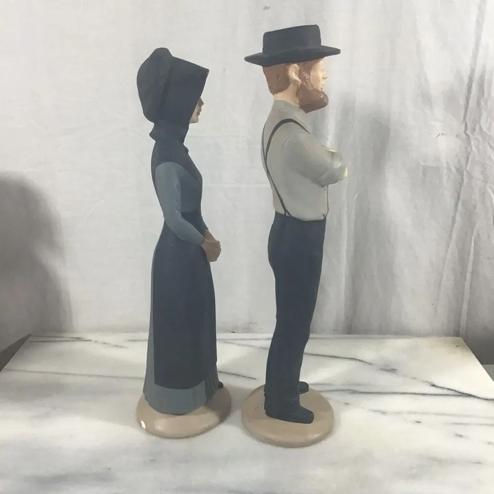 Vintage Ceramic Amish Couple Figurine Set Hand Painted Folk Art 12